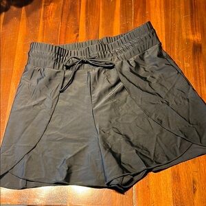 Summersalt Black swim shorts (sea to shore)